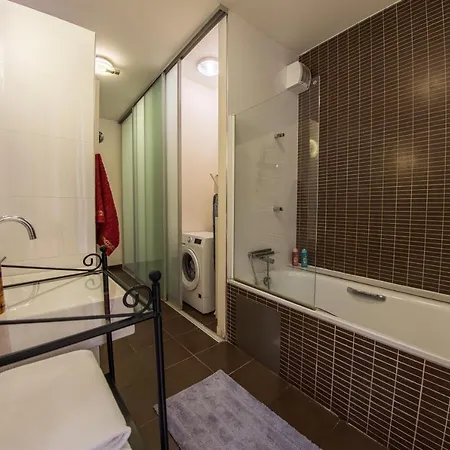 Romantic Duplex Loft In The Heart Of Daire *