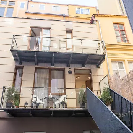 Apartment Romantic Duplex Loft In The Heart Of Prague