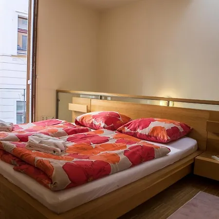 Romantic Duplex Loft In The Heart Of